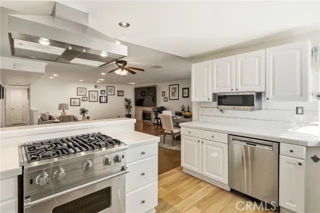 2736 Wanda, Simi Valley, CA 93065 - Image #3