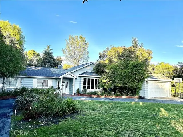 23051 Oxnard Street, Woodland Hills, CA 91367 - Image #1