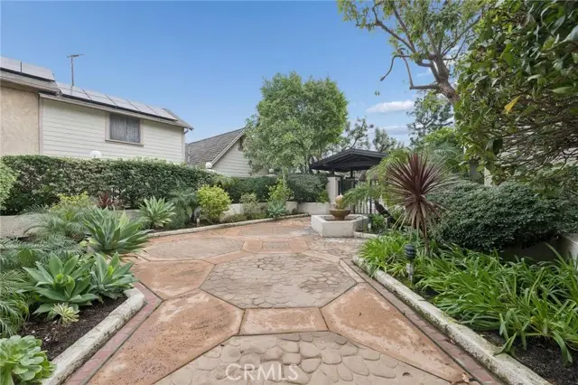 437 E Palm #308, Burbank, CA 91501 - Image #2