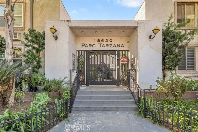18620 Hatteras, Tarzana, CA 91356 - Image #1