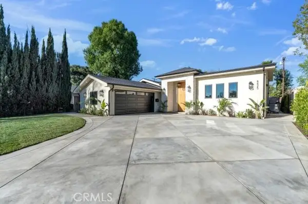 8825 Sophia Avenue, North Hills (los Angeles), CA 91343