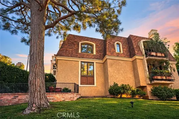 4370 W 8th, Los Angeles, CA 90005