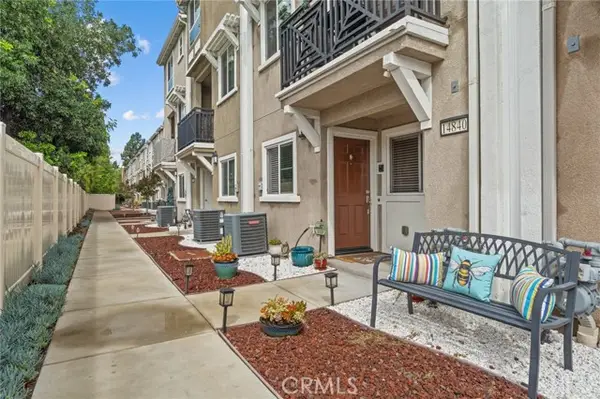 14840 Maple Ter, Los Angeles, CA 91402