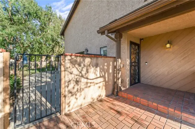 25820 El Gato, Valencia, CA 91355 - #3