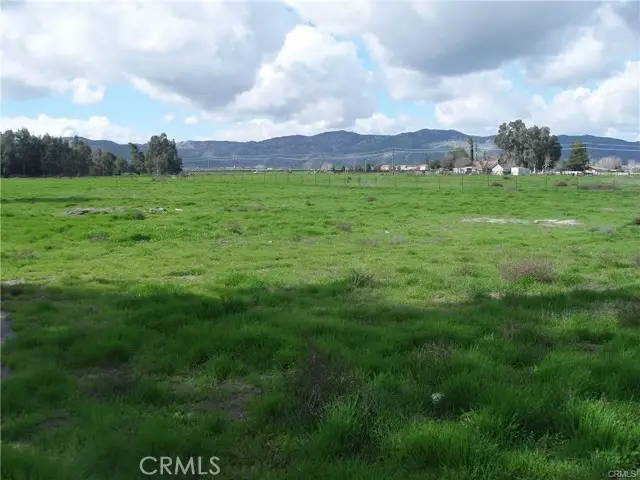 1545 N Ramona Boulevard, San Jacinto, CA 92583 - Image #1