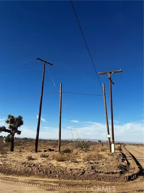 11300 Caughlin Road, Phelan, CA 92371 - Image #1