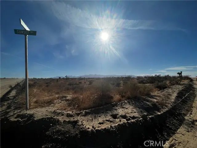 11300 Caughlin Road, Phelan, CA 92371 - Image #3