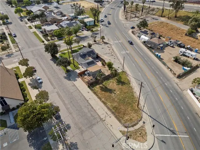 2113 Herrington Ave, San Bernardino, CA 92411 - Image #2