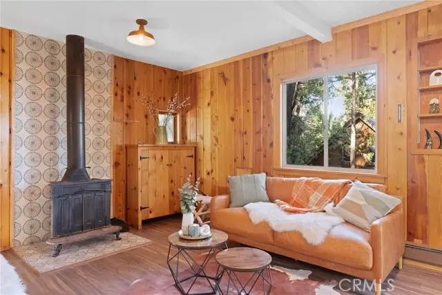 956 Mercury Way, Crestline, CA 92325 - Image #3