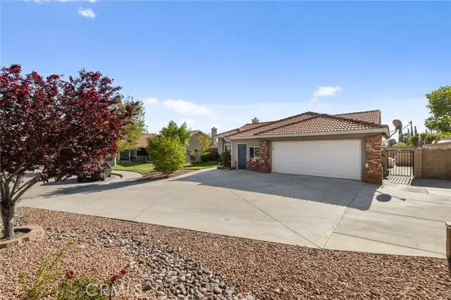39434 Basalt Court, Palmdale, CA 93551 - Image #2