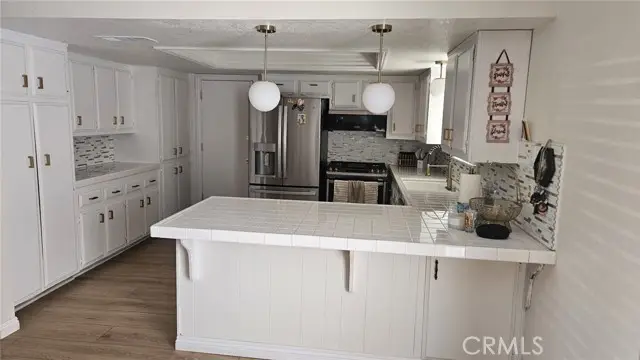 10671 Pinon, Hesperia, CA 92345 - Image #3