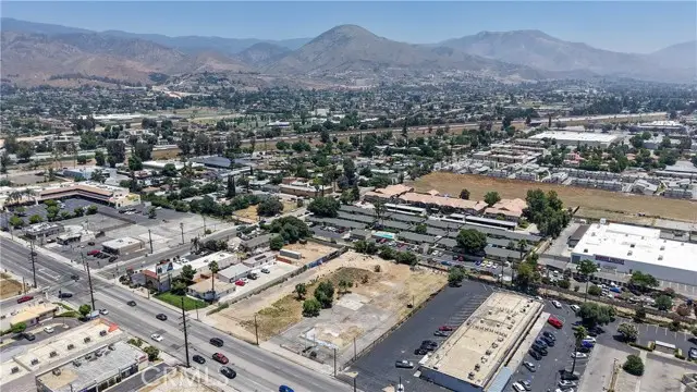 2345 Del Rosa Ave, San Bernardino, CA 92404 - Image #2