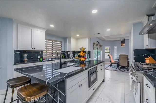 212 Independence Drive, Claremont, CA 91711 - Image #1