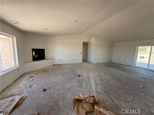 9570 Mescalero Road, Phelan, CA 92371 - Image #3