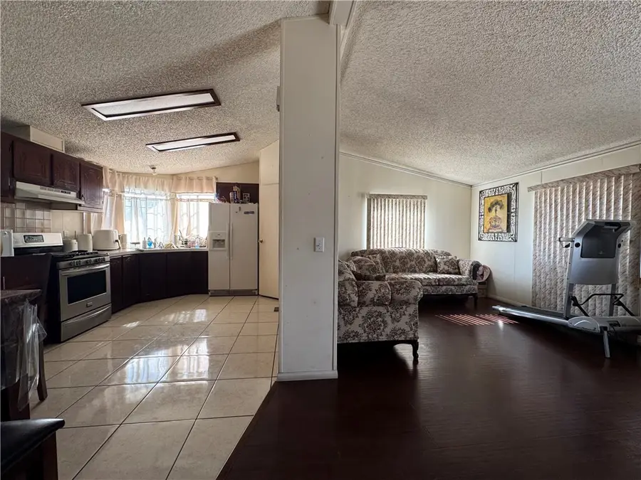 12700 Elliott Ave #35, El Monte, CA 91732 - Image #3