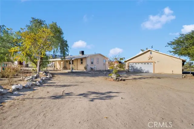 11924 Mountain Road, Pinon Hills, CA 92372 - Image #1