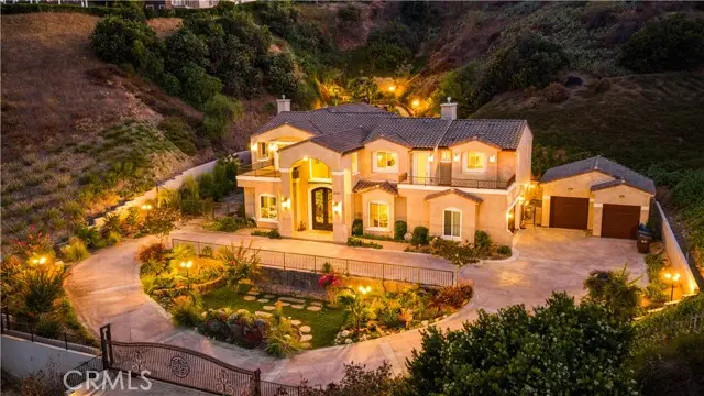 833 Silver Valley Trail, Walnut, CA 91789 - Image #2