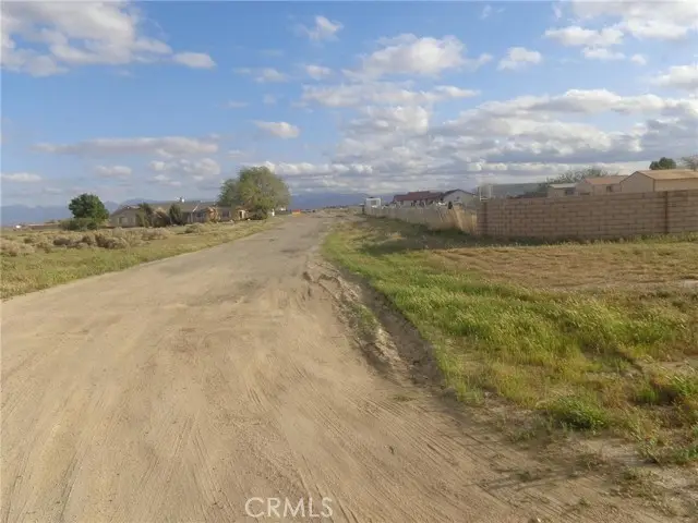 47 Avenue H, Lancaster, CA 93535 - Image #2