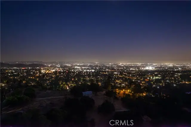 947 N Glendora Avenue, Glendora, CA 91741 - Image #2