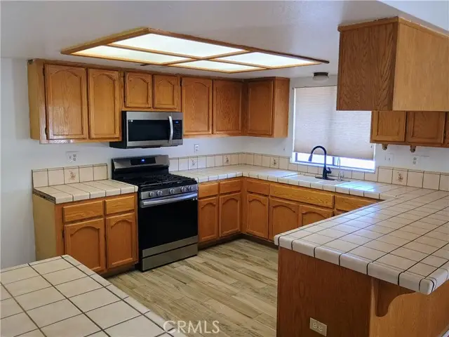 16594 Tenaja Road, Apple Valley, CA 92307 - Image #2