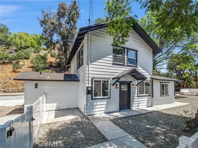 1385 Val Vista Street, Pomona, CA 91768 - Image #2