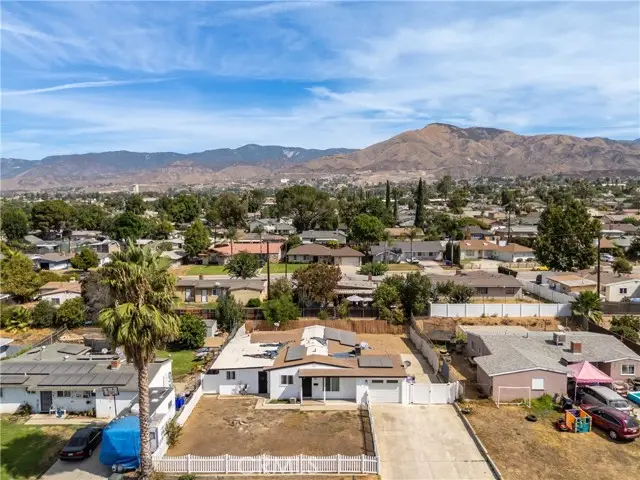 27034 Villa Avenue, Highland, CA 92346 - #3