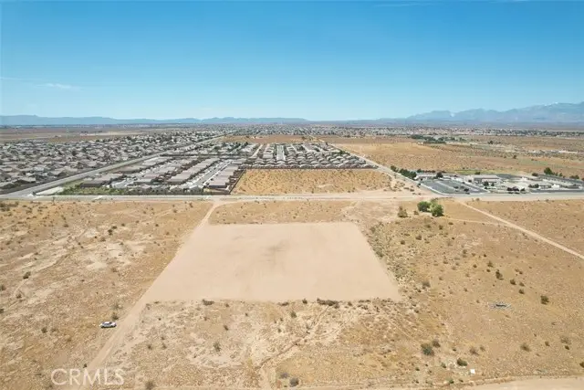 19 Holly Road, Adelanto, CA 92301 - Image #3