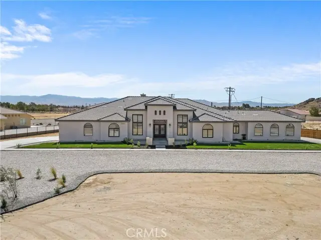 20721 Standing Rock Avenue, Apple Valley, CA 92307 - Image #2