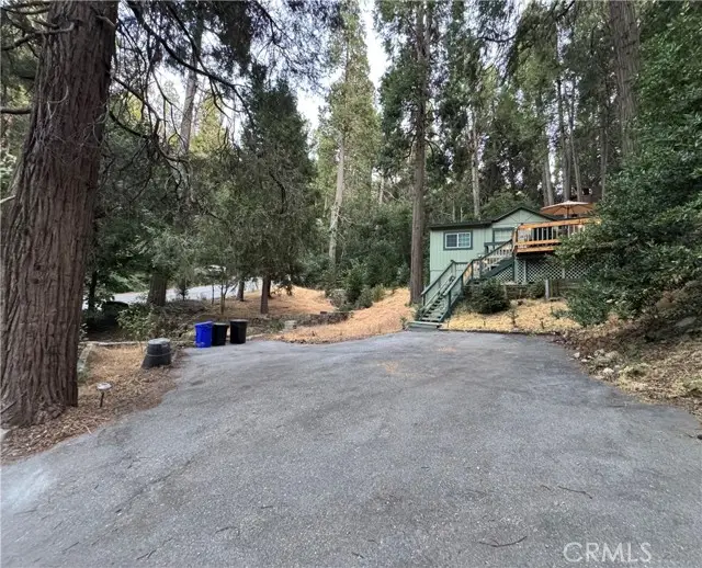 23995 Scenic Dr, Crestline, CA 92325 - Image #2
