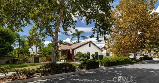 2305 Bonnie Brae Avenue, Claremont, CA 91711 - Image #2