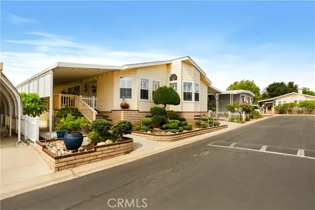 1245 W Cienega Avenue #215, San Dimas, CA 91773 - Image #2