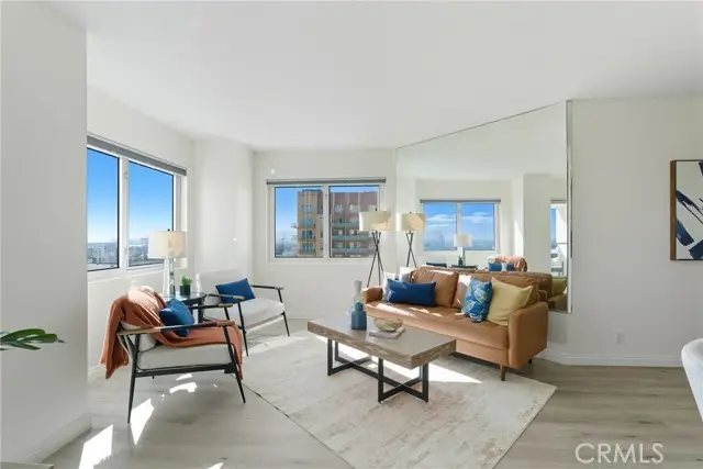 525 E Seaside #1804, Long Beach, CA 90802 - Image #2