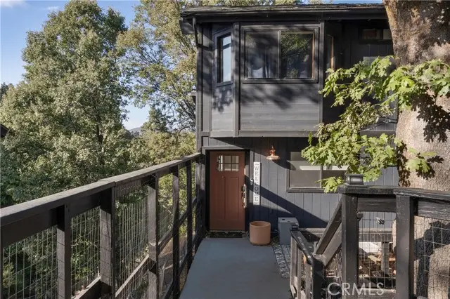 290 Davos Drive, Crestline, CA 92325 - Image #2