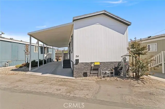 8086 Mission Boulevard #24, Jurupa Valley, CA 92509 - Image #2