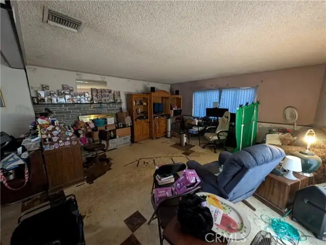 10037 Geneva, Montclair, CA 91763 - Image #2