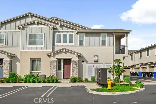 16570 Wyndham #12, Fontana, CA 92336 - Image #2