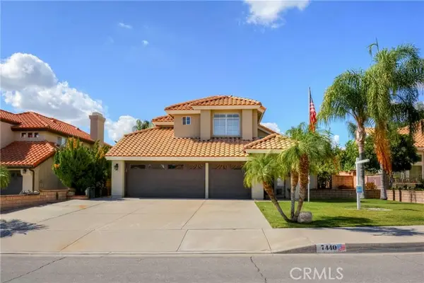 7440 Apple Blossom, Highland, CA 92346