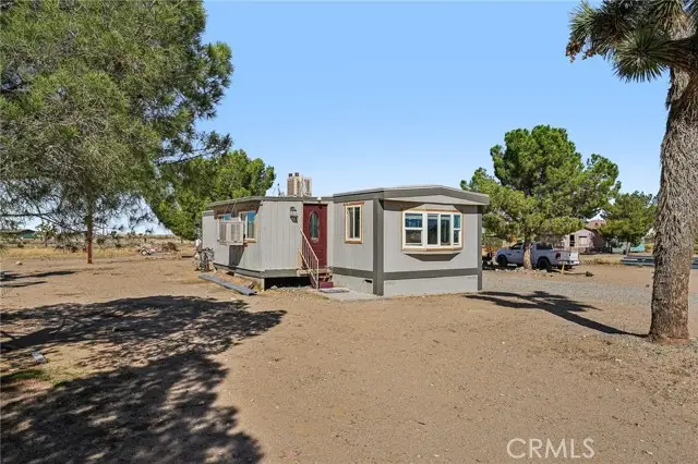 10444 Mono Road, Phelan, CA 92371 - Image #1