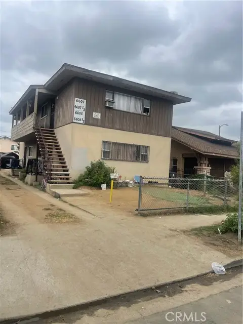 6605 Denver, Los Angeles, CA 90044 - Image #2