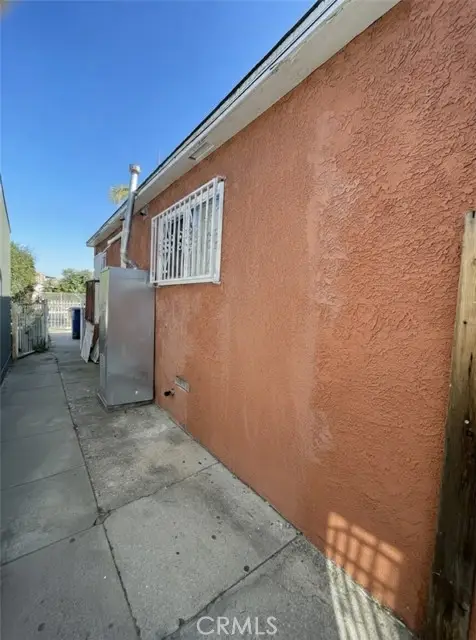 802 E 111th, Los Angeles, CA 90059 - Image #3
