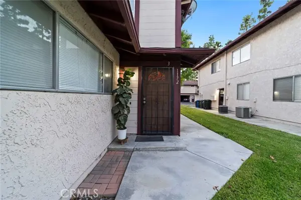 1172 W Calle De Las Estrellas #3, Azusa, CA 91702