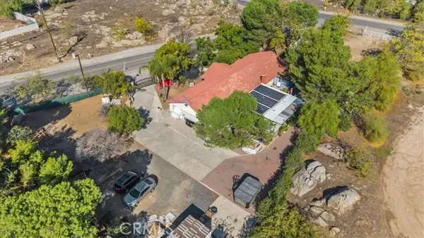 18510 Brown, Perris, CA 92570