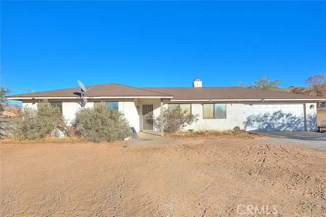 14811 Kingsdale, Apple Valley, CA 92307 - #1