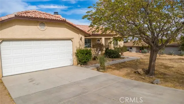 17964 Hackberry, Hesperia, CA 92345 - Image #3