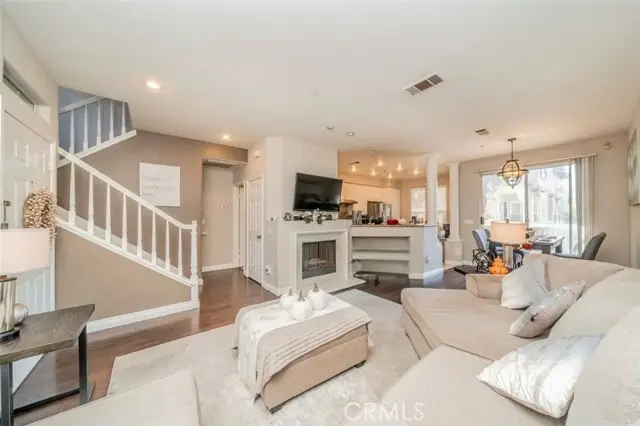 549 W Summerfield, Anaheim, CA 92802 - Image #3