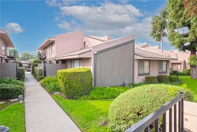5317 N Barranca, Covina, CA 91722 - Image #1