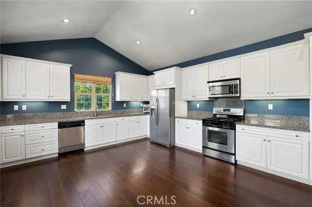 3203 S Edenglen Paseo #B, Ontario, CA 91761 - Image #1