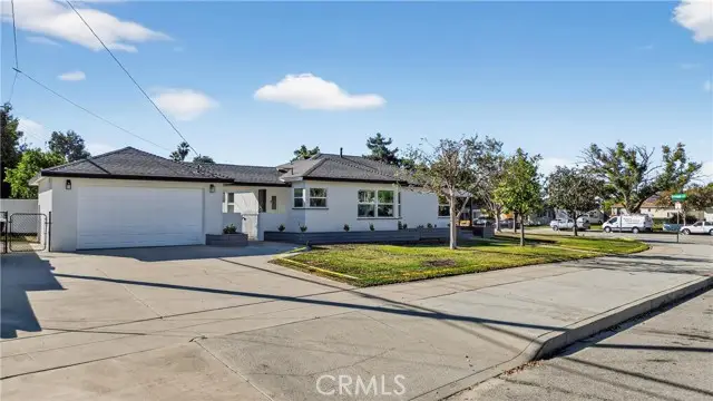 3661 N Arrowhead Ave, San Bernardino, CA 92405 - Image #2