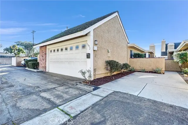 1072 N La Breda, Covina, CA 91722 - Image #2