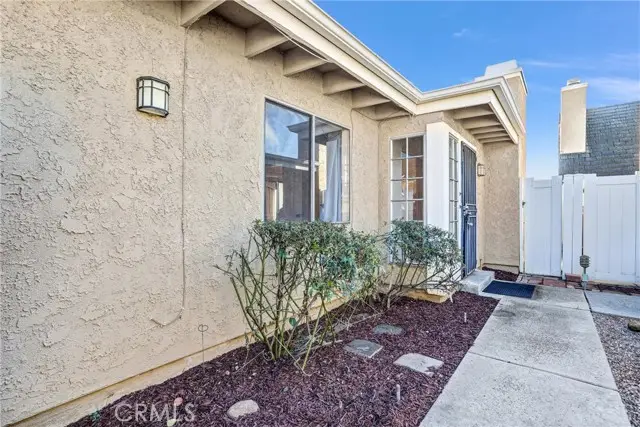 1072 N La Breda, Covina, CA 91722 - Image #3